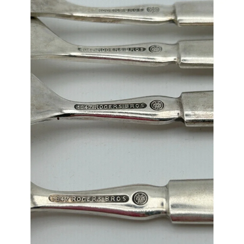 1847 Rogers Bros Forks Set of 6, Windsor Silverplate, Monogram E Antique